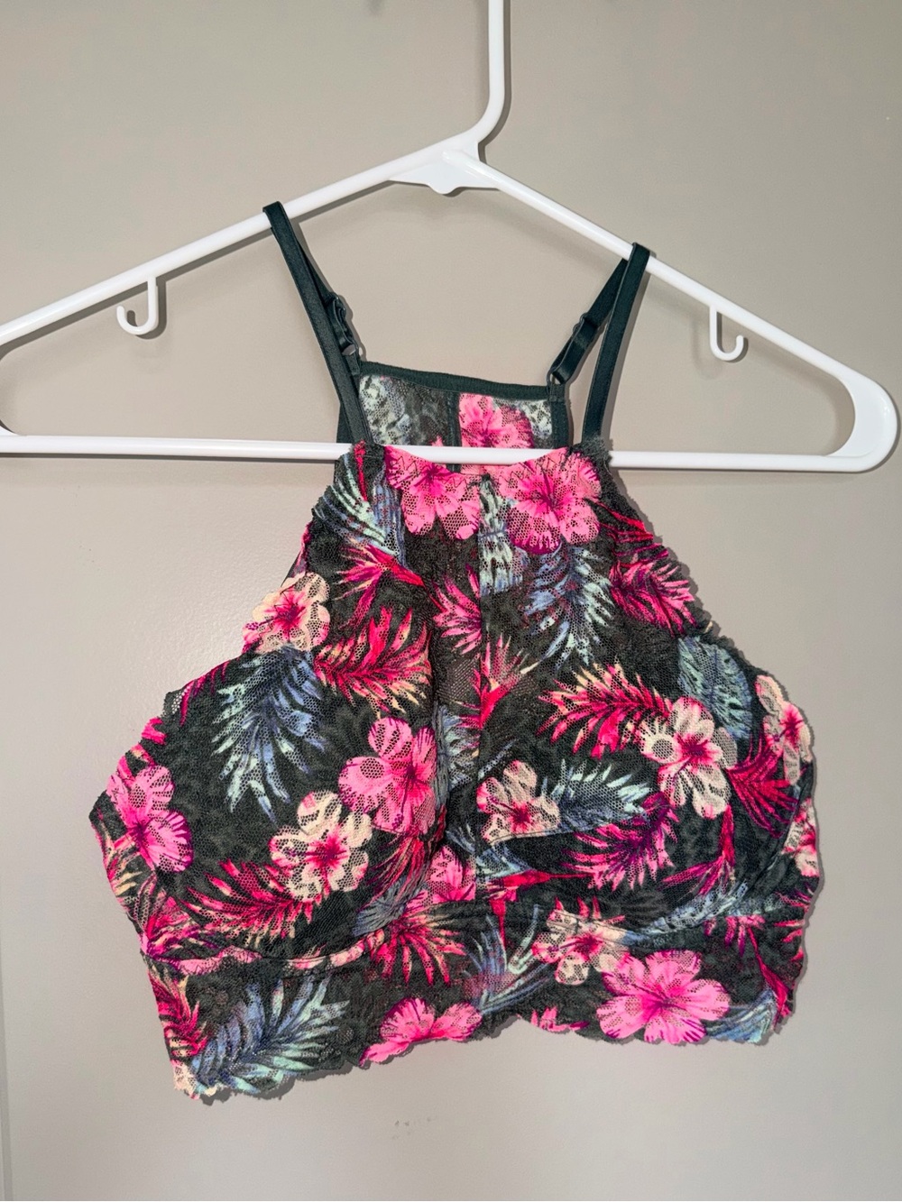 PINK Victoria's Secret Tropical High-Neck Festival Bralette